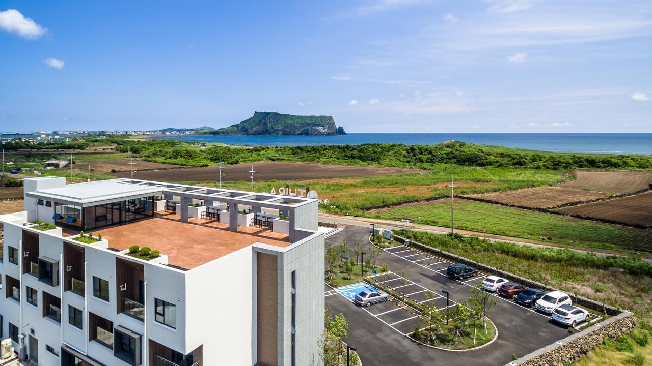 Thira Hotel Seogwipo Exterior photo