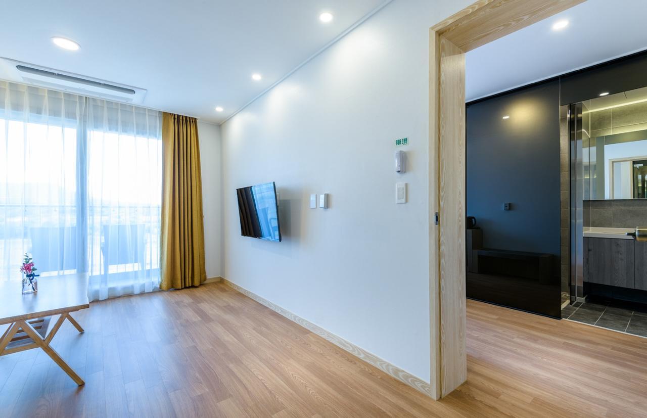 Thira Hotel Seogwipo Exterior photo