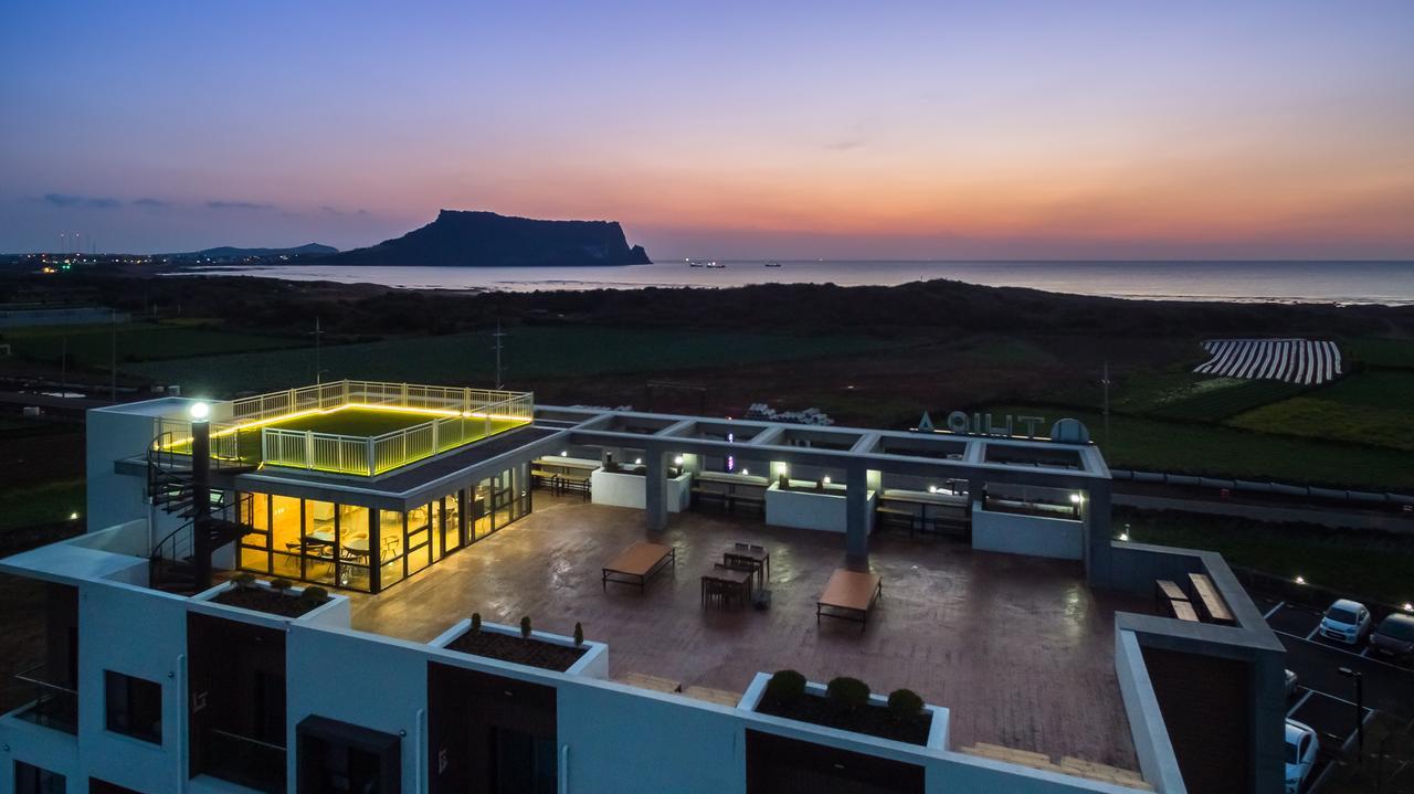 Thira Hotel Seogwipo Exterior photo